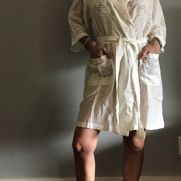 BRAND NEW 🧿Robe - Picture 3 of 7